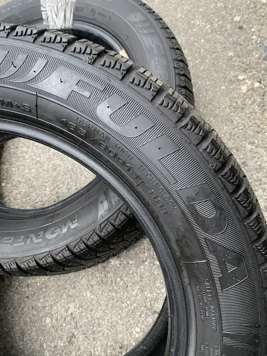 185/60 R15 Fulda Montero 21г, пара шин зимних.