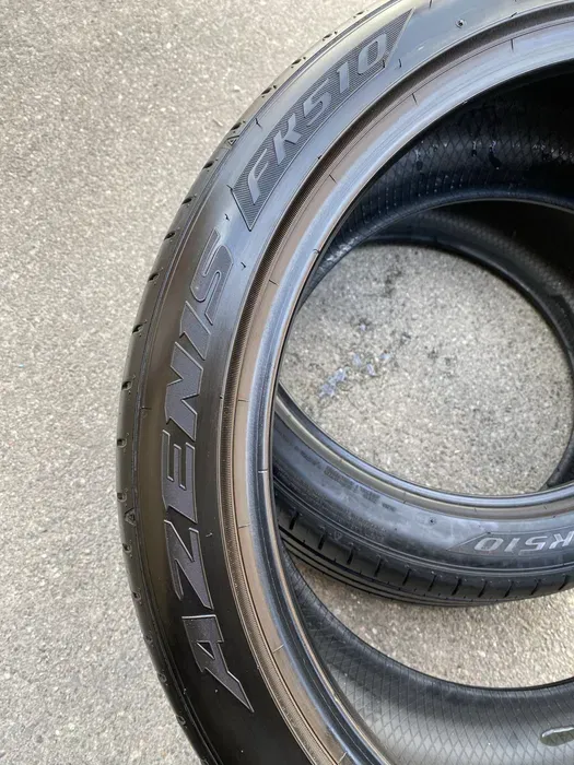 255/40 R19 Falken Azenis пара шин летних