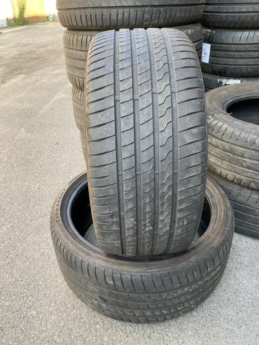 235/35 R19 Firestone Roadhawk 22г пара шин летних
