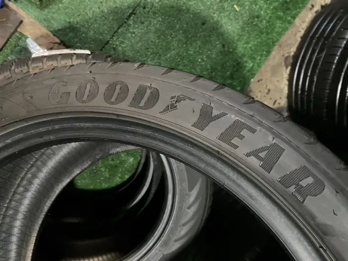 235/40 R18 Good/Year Eagle F1, 22г, пара шин летних