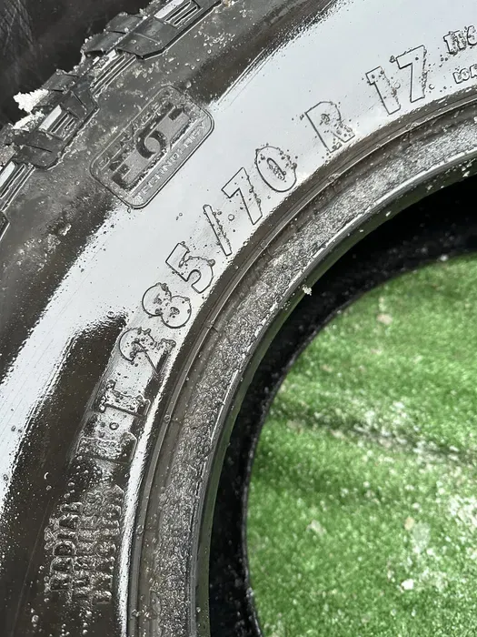 285/70 R17 General Grabber 21г пара шин всесезонных.