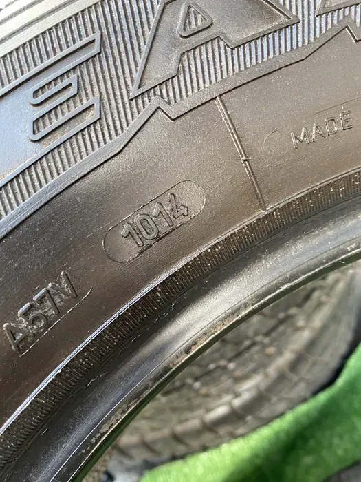 215/65 R16C Good/Year Marathon пара летних шин.