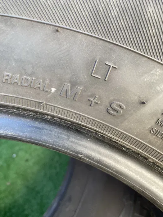 225/75 R16C Goodride 20г пара шин зимних.