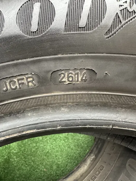 205/65 R15 Good/Year Ultra Grip 9, пара шин зимних.