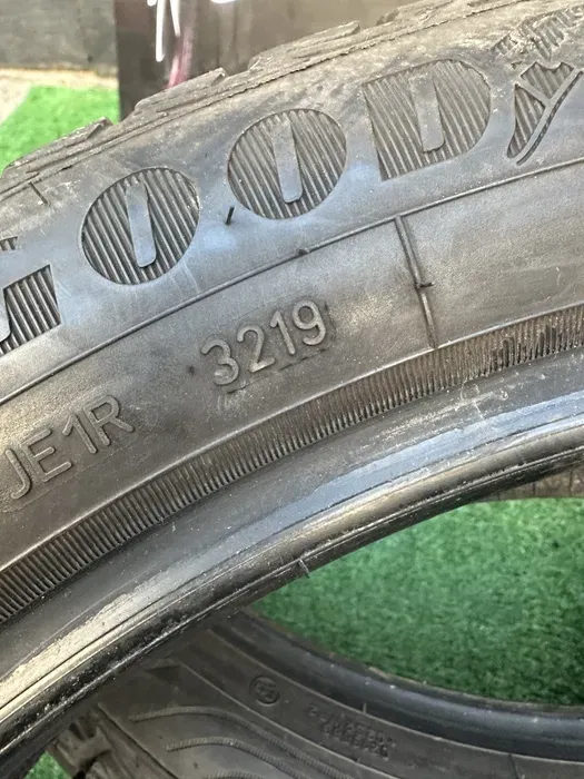 195/55 R20 Good/Year Vector 19г пара всесезонных шин.