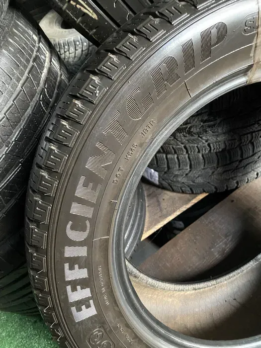 235/60 R18 Good/Year Efficient Grip 18 г, пара шин всесезонных