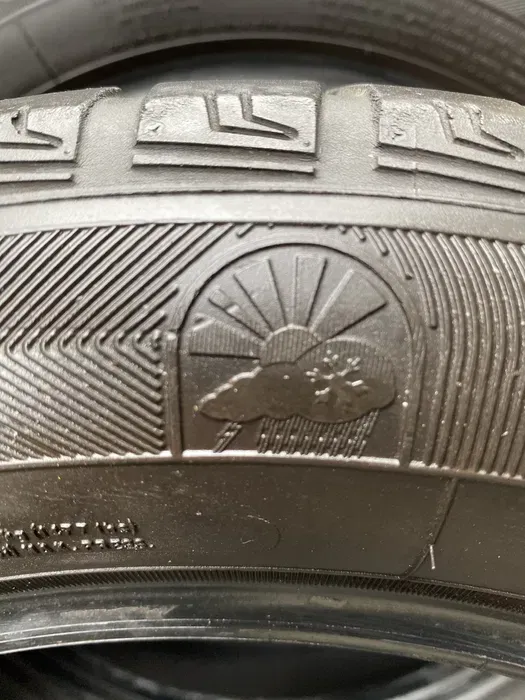 205/55 R16 Good/Year Vector комплект шин всесезонных