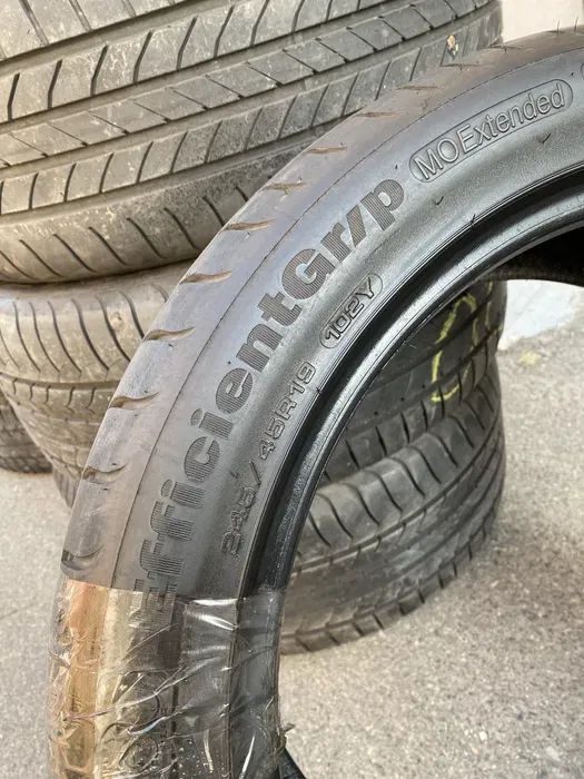 275/40 R19 + 245/45 R19 Good/Year Efficient Grip Run/flat комплект ши