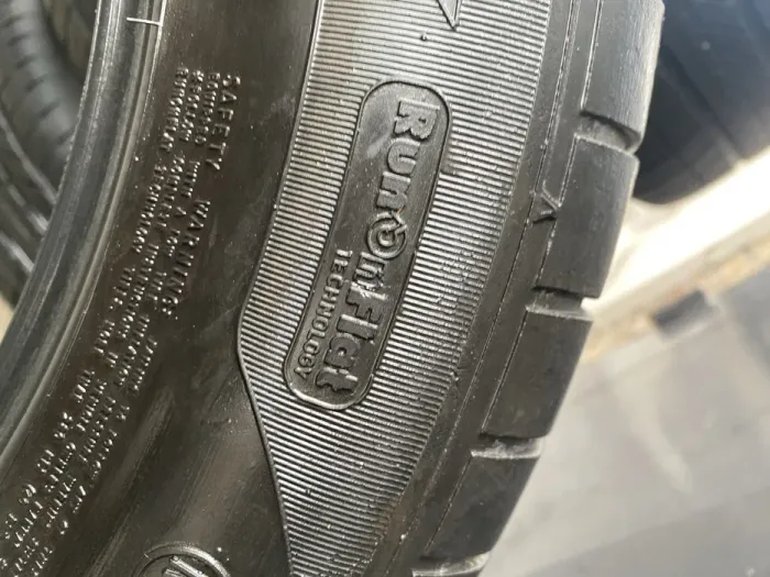 255/55 R18 Good/Year Eagle F1 , Run/Flat пара шин летних