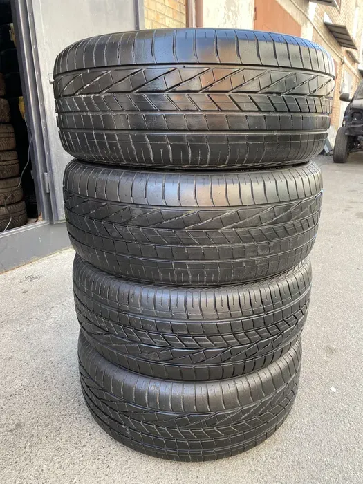 255/45 R20 Good/Year Exellence комплект шин летних
