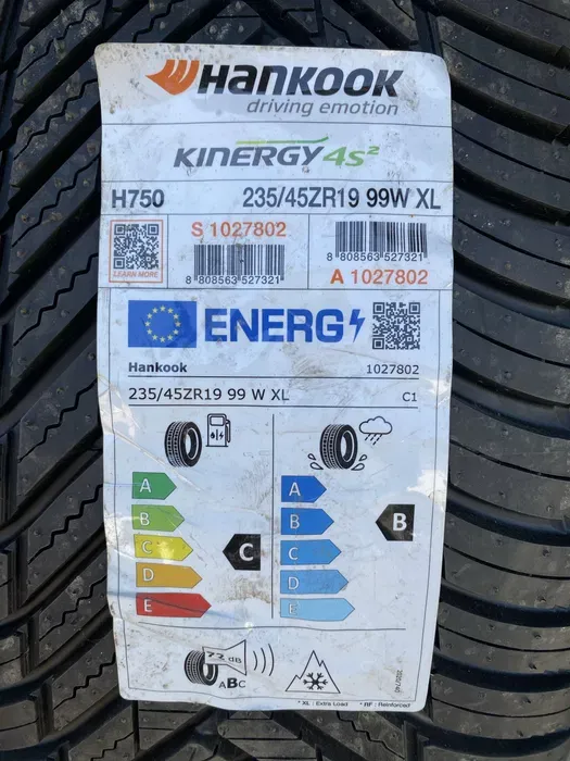 235/45 R19 Hankook Kinergy 4S, пара шин НОВЫХ всесезонных.
