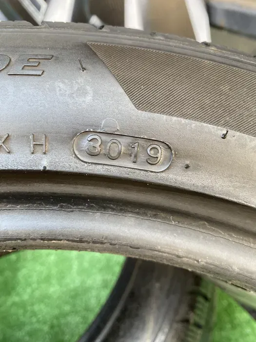 245/45 R18 Hankook i cept evo 19г пара шин зимних.
