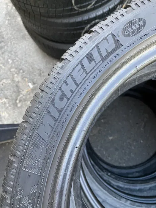 225/40 R18 Michelin Pilot Alpin комплект шин зимних.