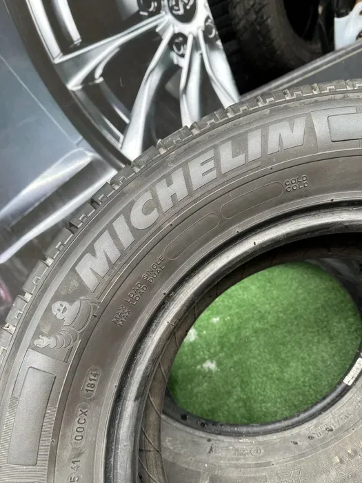 235/65 R16C Michelin Agilis пара шин летних.