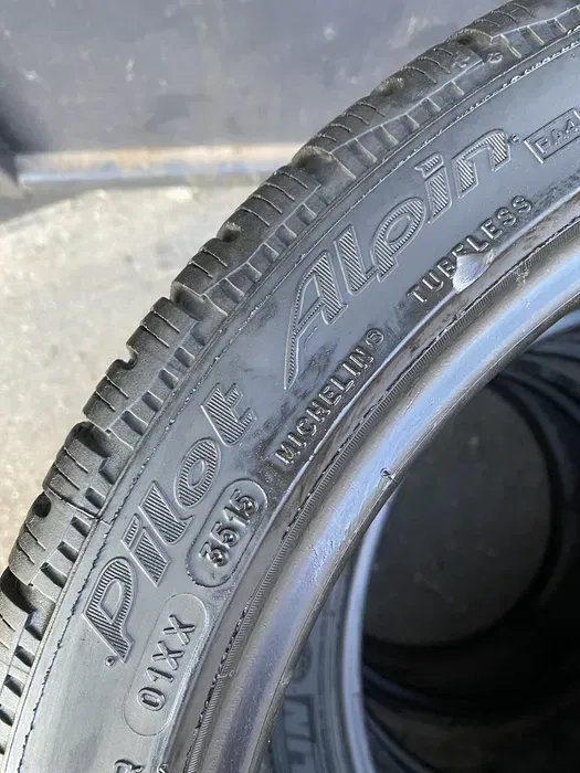 225/40 R18 Michelin Pilot Alpin комплект шин зимних.