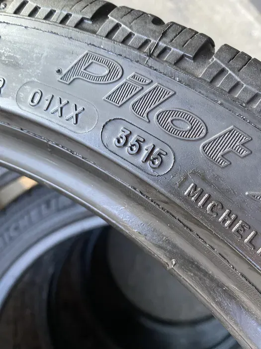 225/40 R18 Michelin Pilot Alpin комплект шин зимних.
