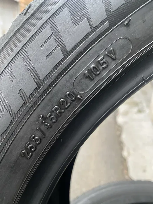 255/45 R20 Michelin Latitude комплект шин зимних.