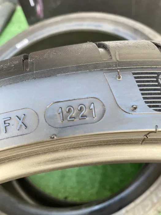 235/35 R20 Michelin Pilot Sport 4, 21г пара шин летних