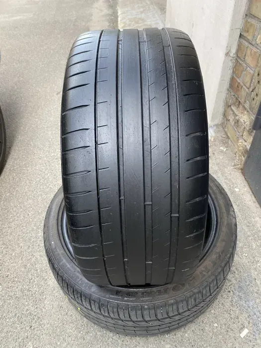 255/35 R19 Michelin Pilot Sport 4, шина одиночка