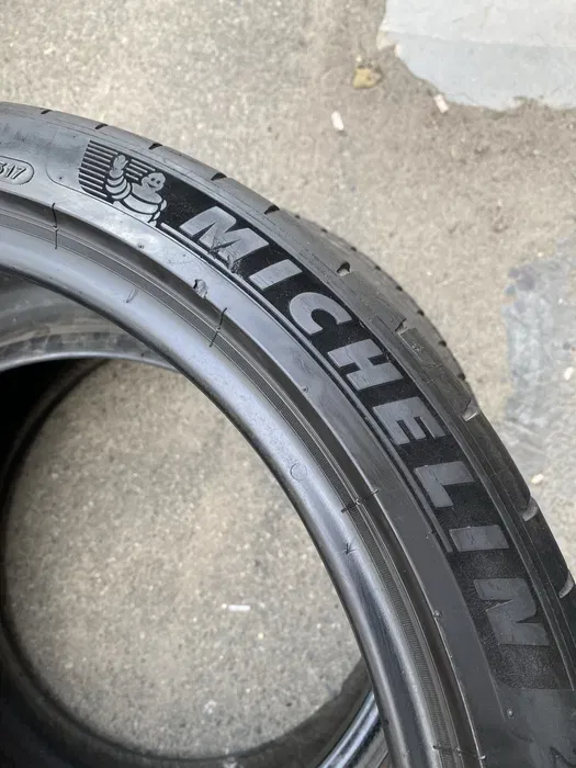 255/35 R19 Michelin Pilot Sport 4, шина одиночка