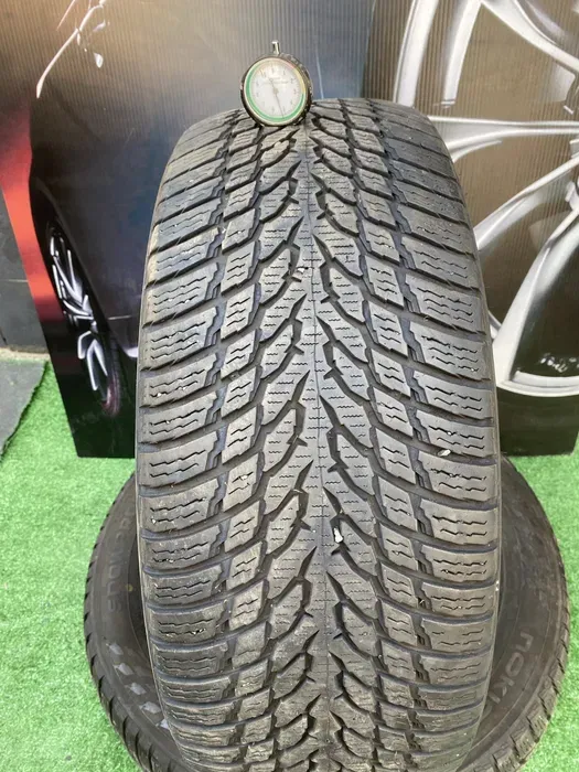 225/55 R17 Nokian Snowproof 23г пара шин зимних.