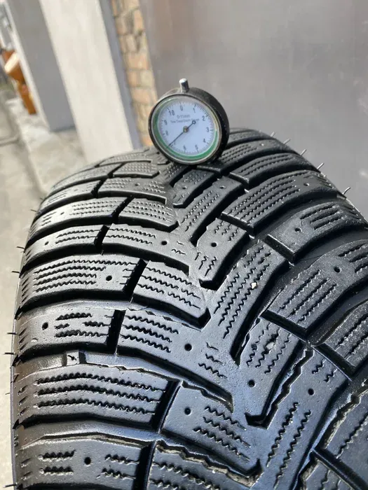 215/55 R17 Nexen Winguard WinSpike комплект шин зимних.