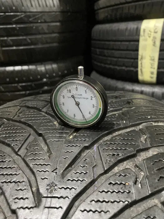 275/45 R20 Nokian WR Suv 4 , пара шин зимних.