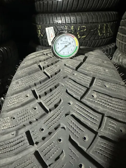 205/55 R16 Nexen Winguard 22г комплект шин зимних.