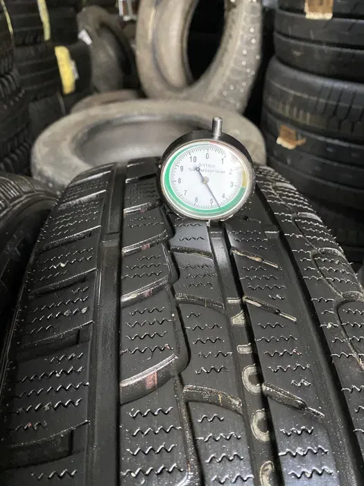 215/70 R16 Nexen пара шин всесезонных