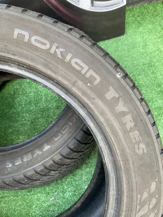 225/55 R17 Nokian Snowproof 23г пара шин зимних.