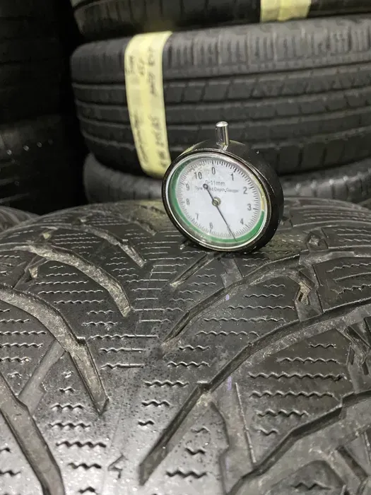 275/45 R20 Nokian WR Suv 4 , пара шин зимних.
