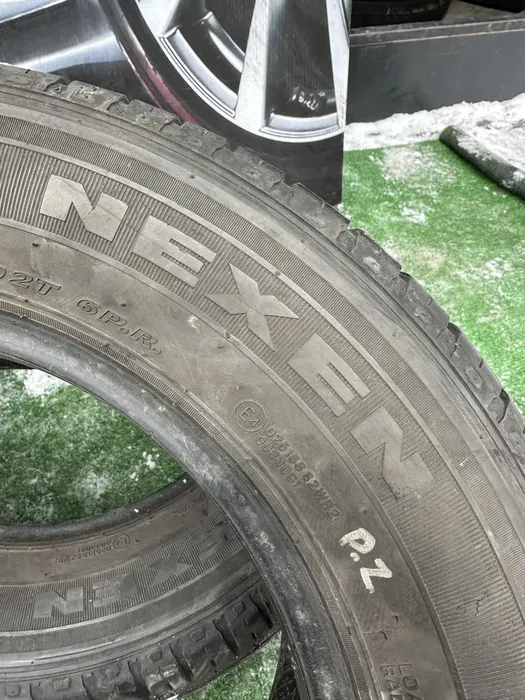 215/65 R15C Nexen Roadian CT пара шин летних.