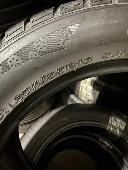 205/55 R16 Nexen Winguard комплект шин зимних.