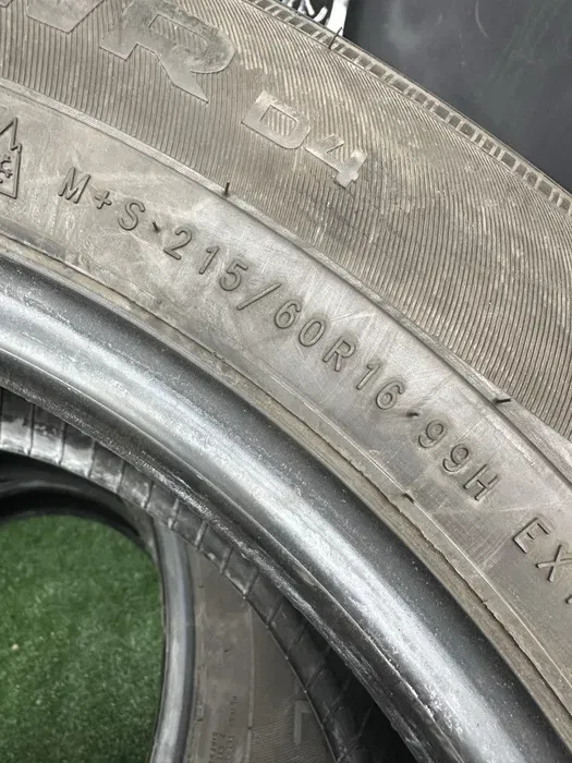 215/60 R16 Nokian WR комплект шин зимних.