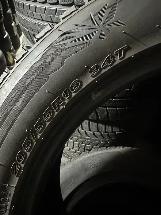 205/55 R16 Nexen Winguard 22г комплект шин зимних.