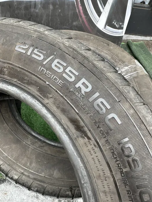 215/65 R16C Nokian cLine 22г пара шин летних.