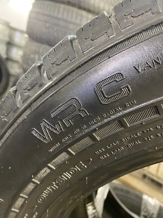 205/65 R16C Nokian WR C пара шин зимних