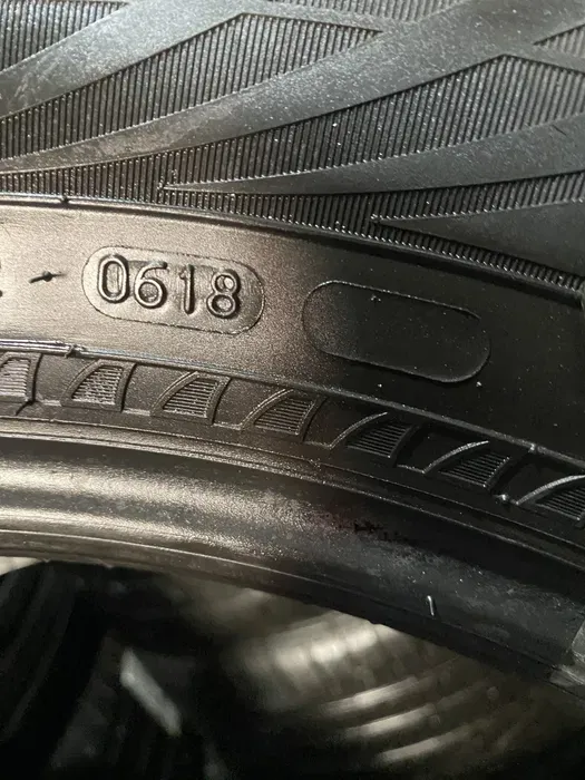 255/55 R19 Nokian Z Line Suv комплект шин летних