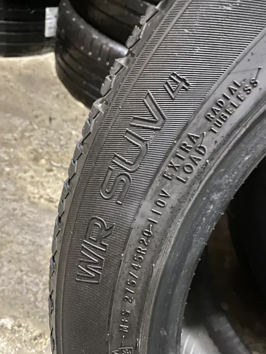 275/45 R20 Nokian WR Suv 4 , пара шин зимних.