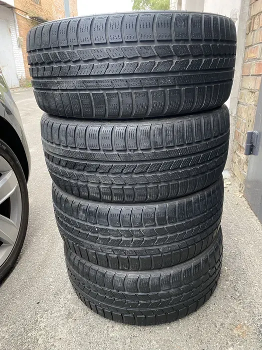 225/40 R18 Nexen Winguard Sport комплект шин зимних.