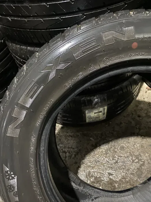 225/55 R16 Nexen Winguard Sport пара шин зимних.