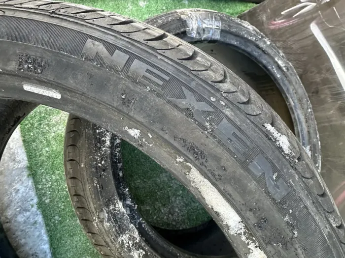 235/40 R18 Nexen N fera 20г пара шин летних.