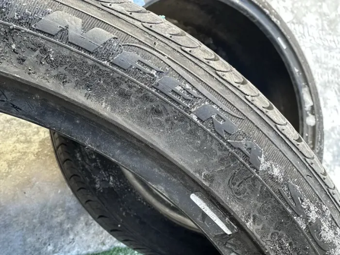 235/40 R18 Nexen N fera 20г пара шин летних.
