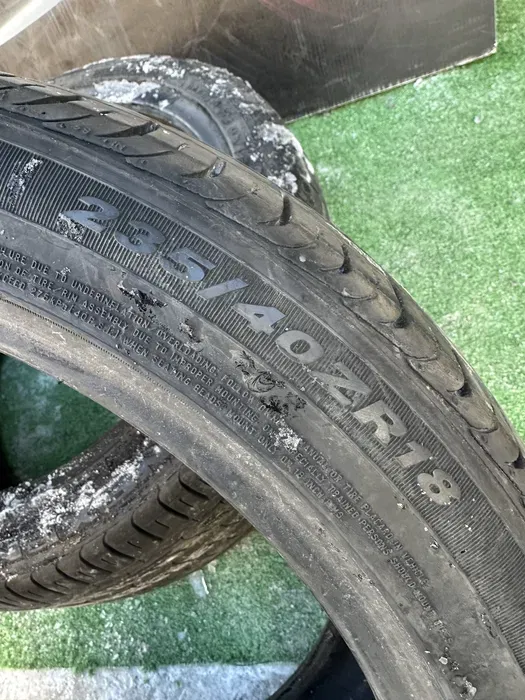 235/40 R18 Nexen N fera 20г пара шин летних.