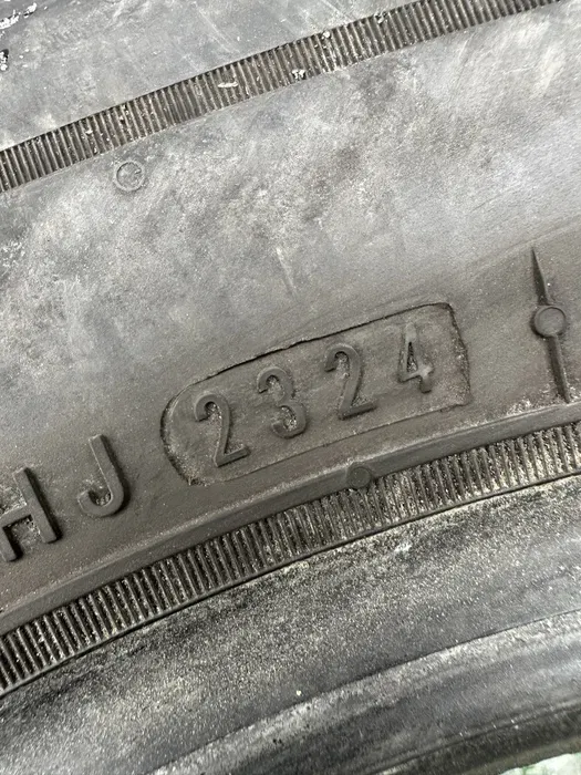 205/60 R16 Nexen N fera 24г пара шин летних.