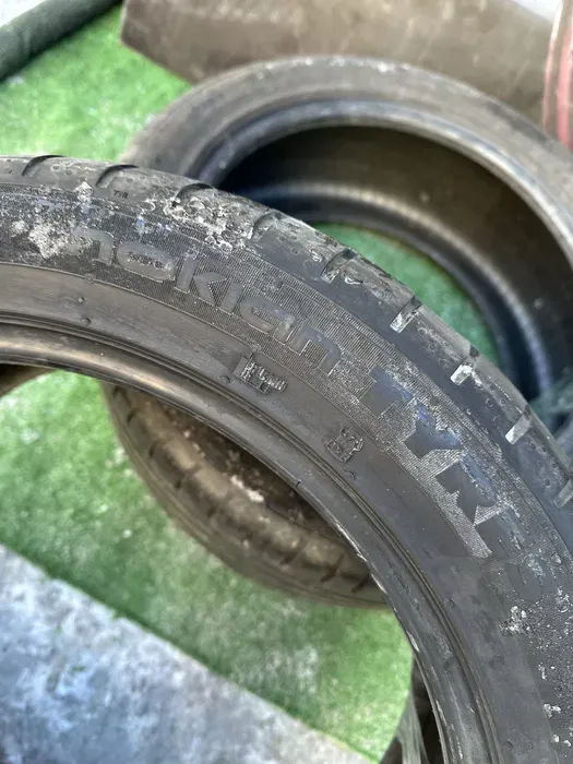 235/45 R17 Nokian Tyres 20г пара шин летних.