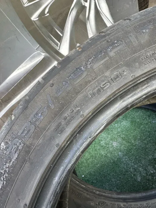 235/45 R17 Nokian Tyres 20г пара шин летних.