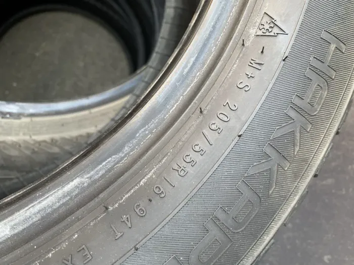 205/55 R16 Nokian Hakkapelita 9, комплект шин