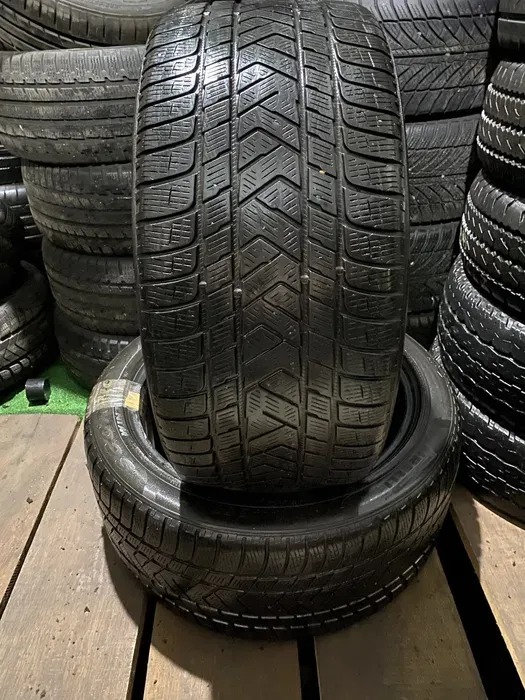 295/40 R20 Pirelli Scorpion 20г, пара шин зимних.