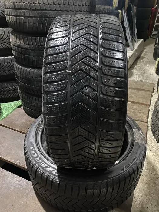 245/40 R18 Pirelli Sottozero 3, пара шин зимних.